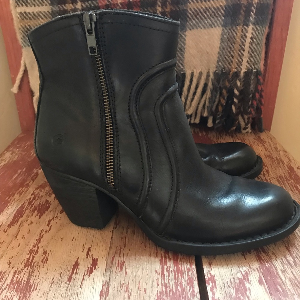 Born Leather Boots women’s 7.5